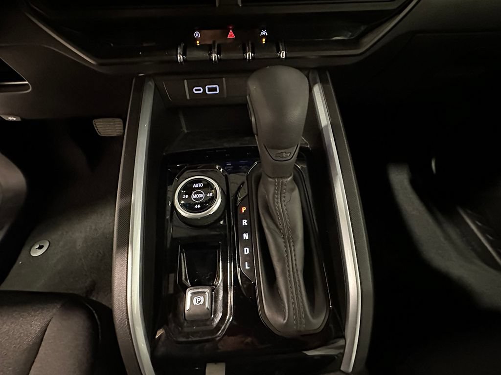 Used 2024 Chevrolet Colorado Trail Boss w/ Advanced Trailering Package AWD/4WD image 29