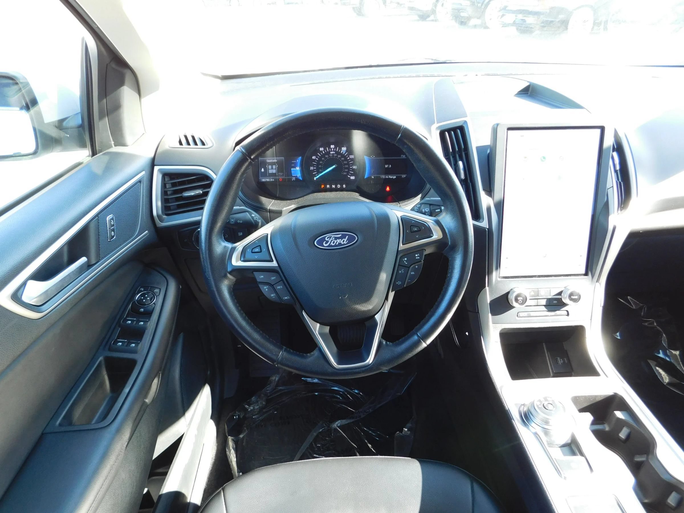 Used 2023 Ford Edge SEL AWD/4WD image 16