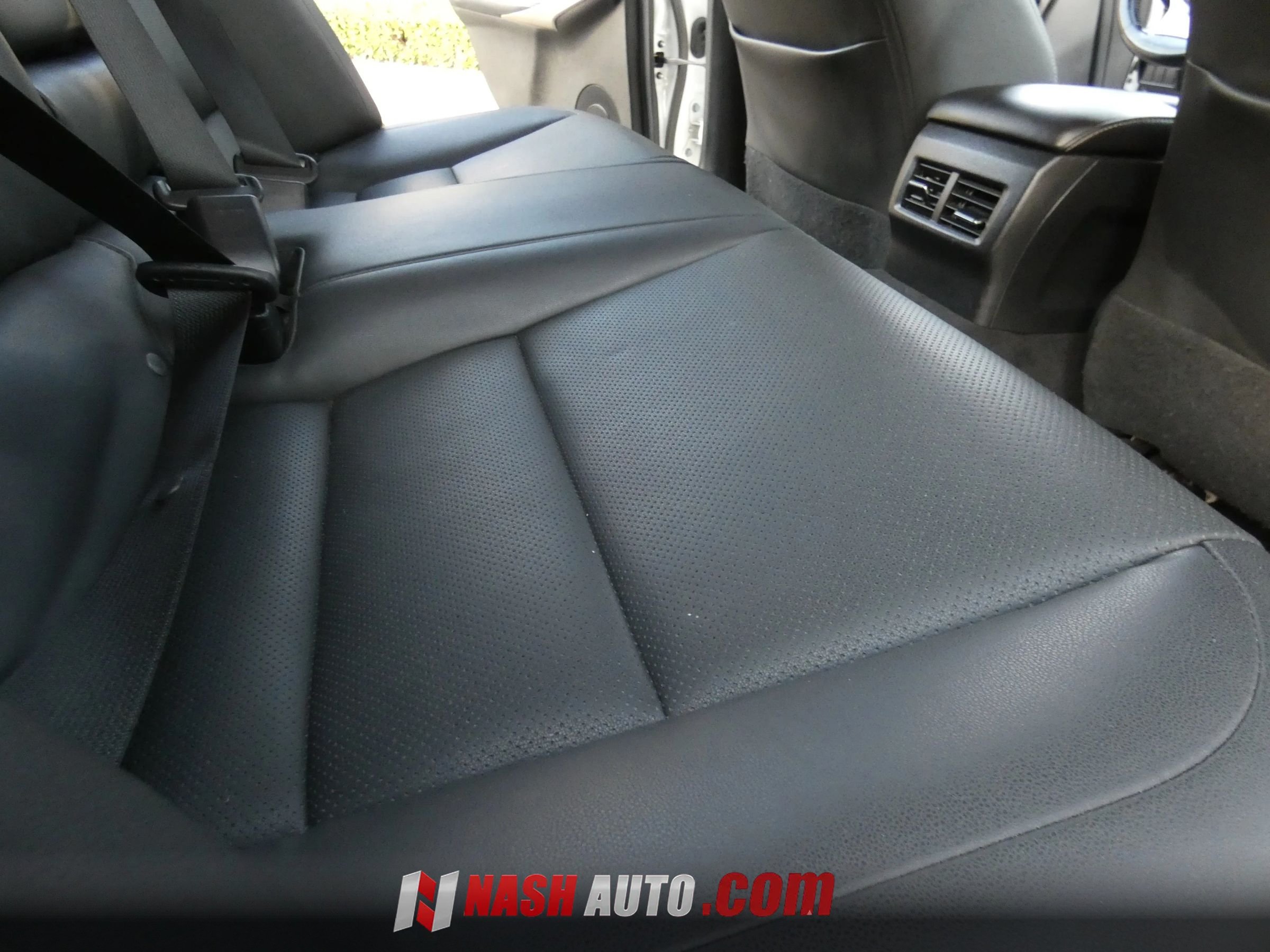 Used 2017 Lexus IS 200t RWD image 37