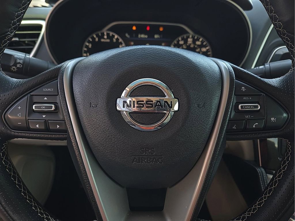 Used 2017 Nissan Maxima Platinum w/ Interior Lighting Package image 19