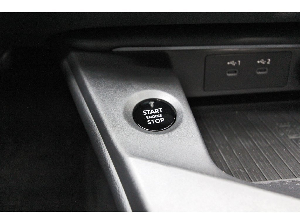 New 2026 Nissan Sentra SV w/ SV Convenience Package FWD image 17