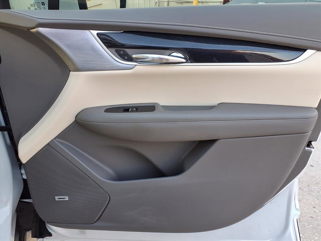 Certified 2024 Cadillac XT6 Premium Luxury w/ Technology Package image 11