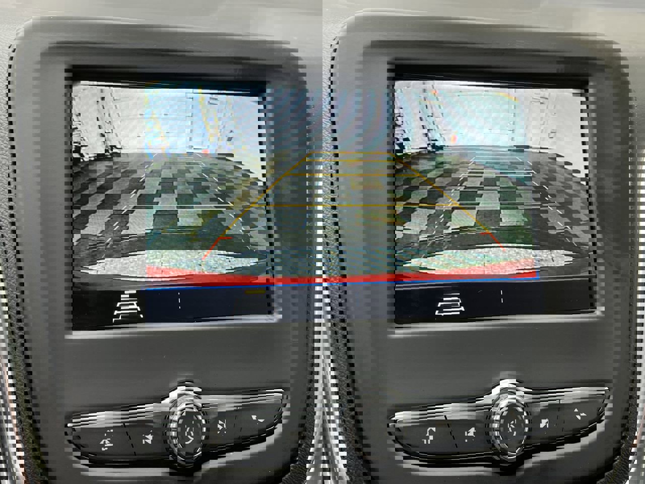 Used 2019 Chevrolet Equinox LT image 23