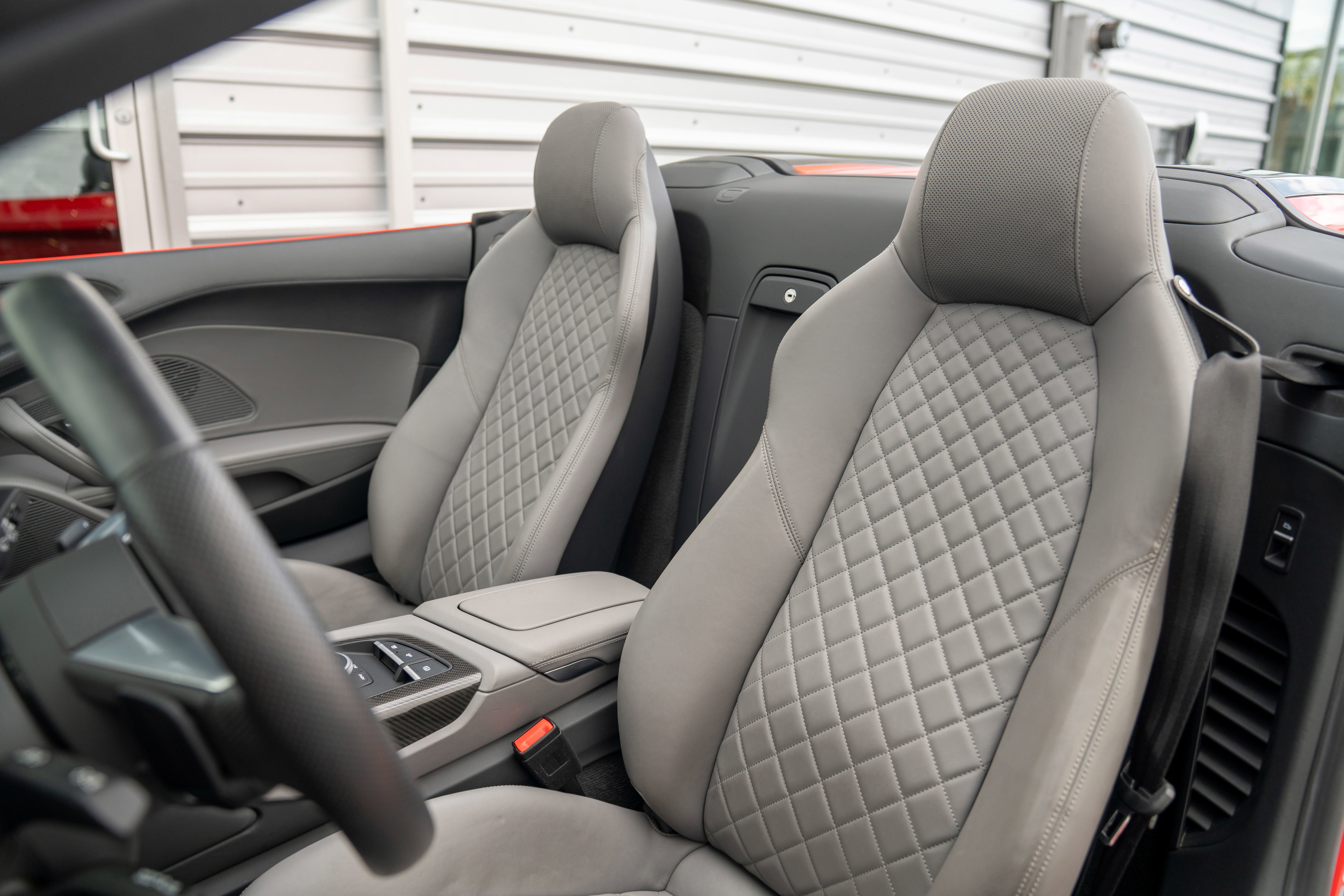 Used 2017 Audi R8 V10 image 13