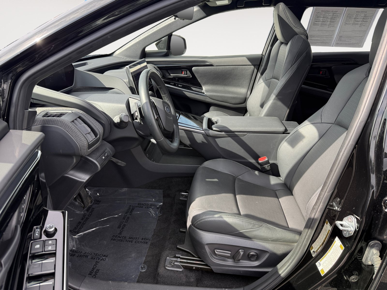 Used 2023 Subaru Solterra AWD image 10