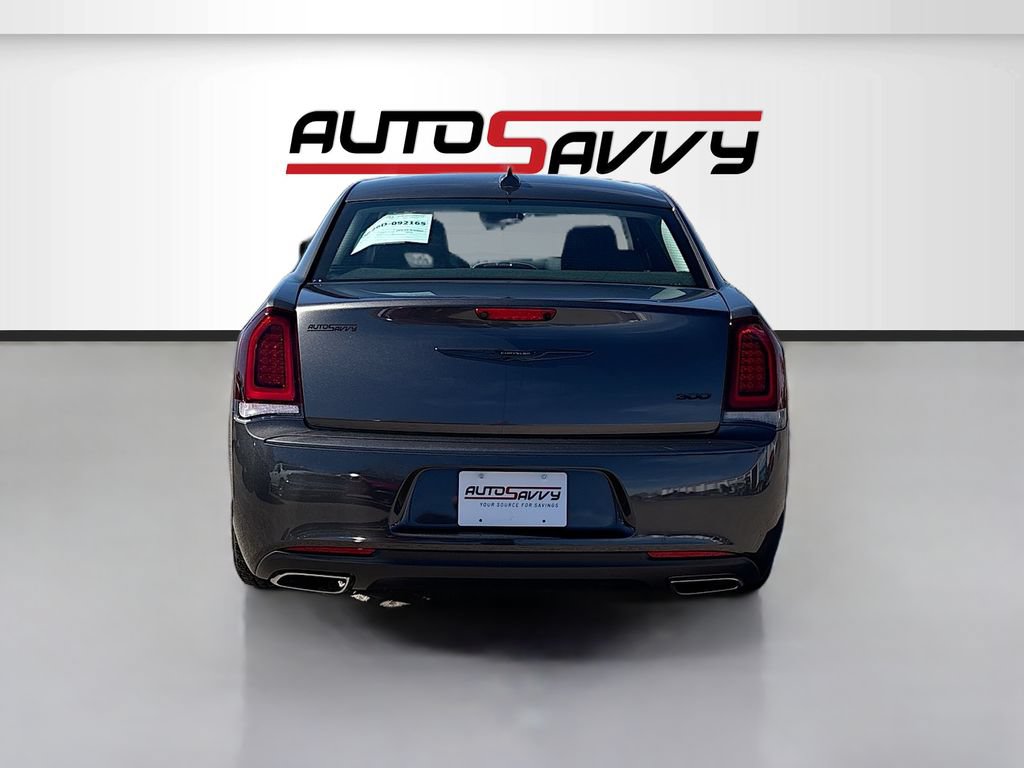 Used 2023 Chrysler 300 Touring w/ Sport Appearance Package RWD image 6
