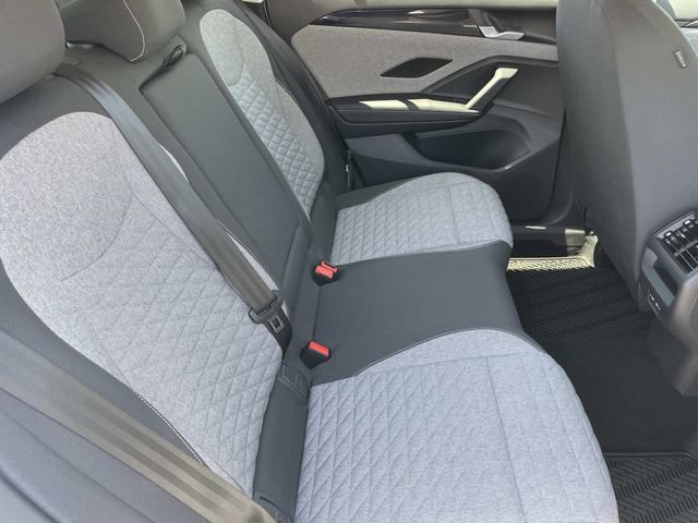 Used 2026 Volkswagen Tiguan S FWD image 26