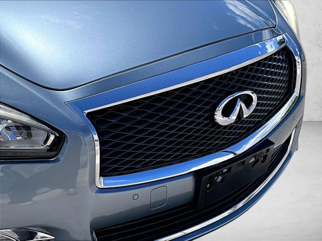 Used 2018 INFINITI Q70 Luxe RWD image 27