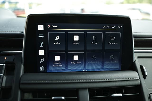 Used 2022 Chevrolet Tahoe High Country AWD/4WD image 39