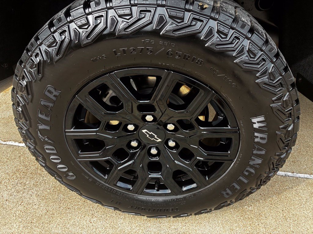 Certified 2024 Chevrolet Colorado Trail Boss w/ Advanced Trailering Package AWD/4WD image 6