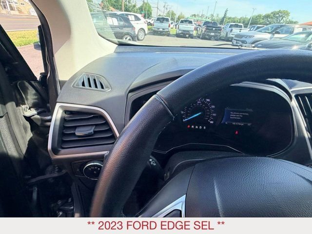 Used 2023 Ford Edge SEL w/ Sport Appearance Package AWD/4WD image 20
