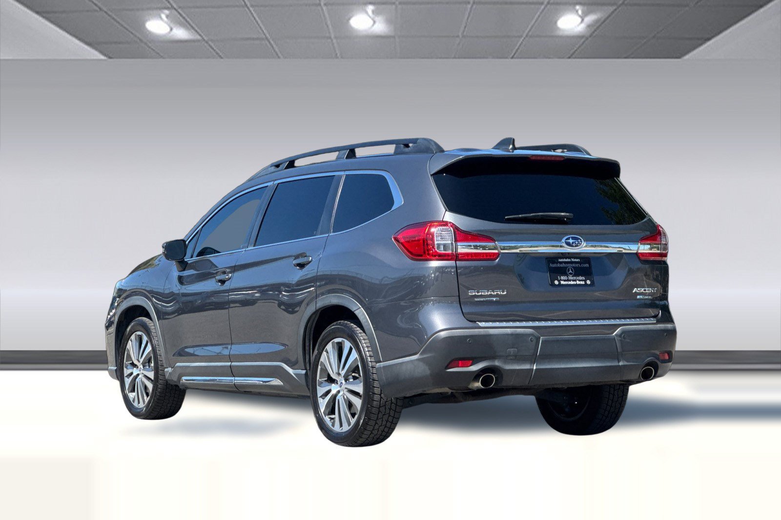 Used 2019 Subaru Ascent Limited AWD/4WD image 3