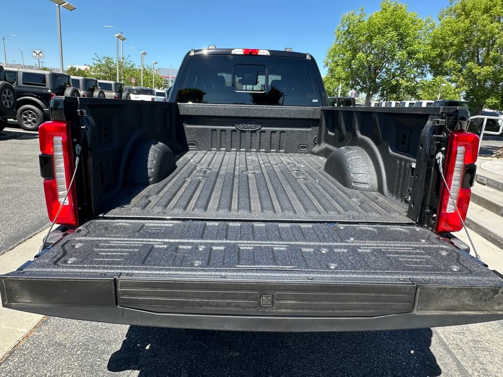 New 2026 Ford F350 Lariat w/ Black Appearance Package AWD/4WD image 23