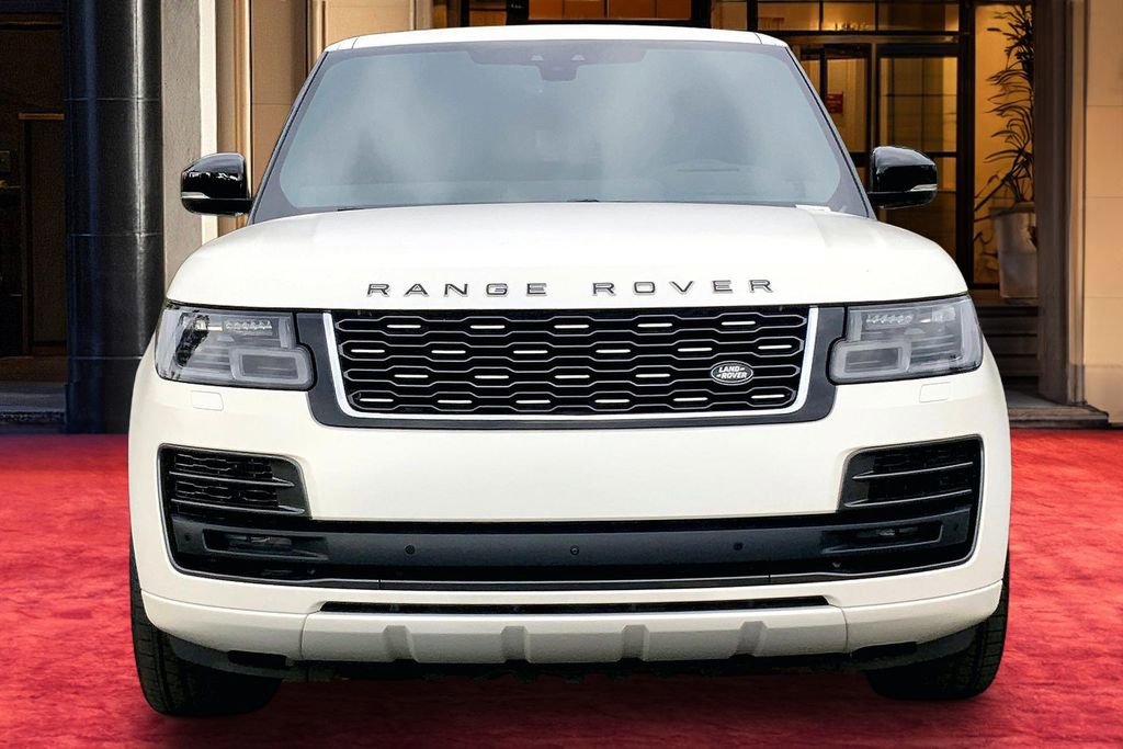 Used 2021 Land Rover Range Rover SV Autobiography Dynamic image 3