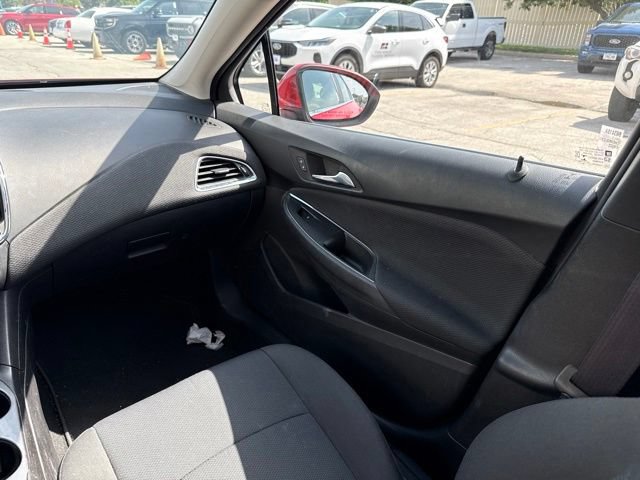 Used 2017 Chevrolet Cruze LT FWD image 19