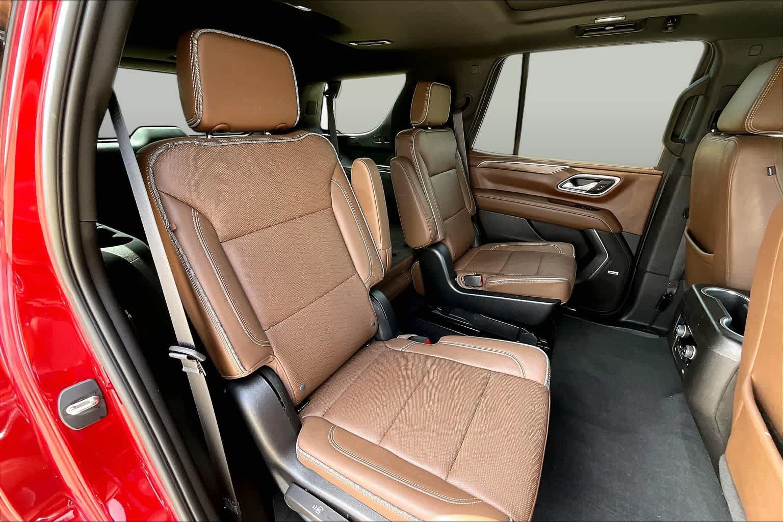 Used 2023 Chevrolet Tahoe High Country w/ LPO, Illumination Package RWD image 20