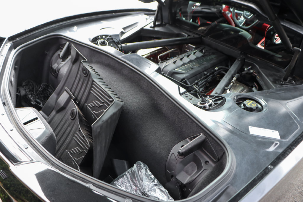 Used 2022 Chevrolet Corvette Stingray Premium Cpe w/ Z51 Performance Package RWD image 12