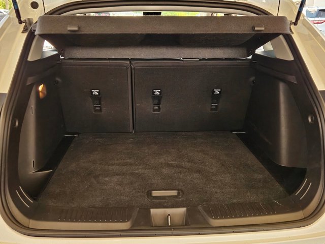 Used 2024 Chevrolet Trax LT w/ Driver Confidence Package FWD image 6