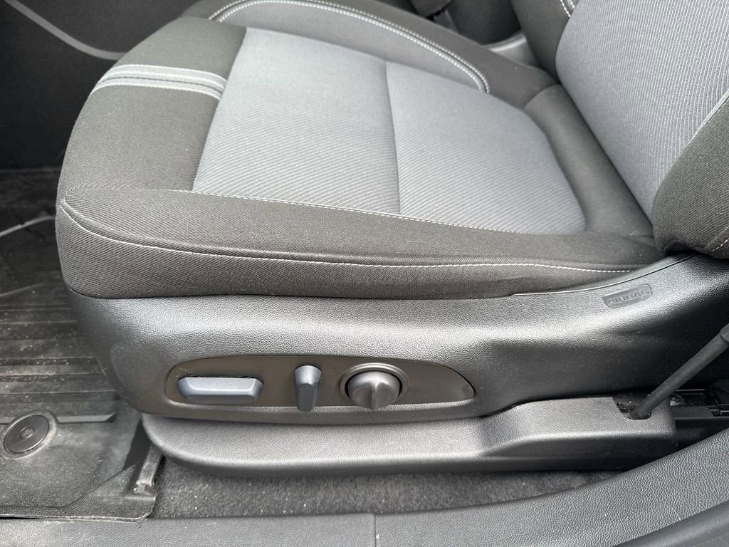 Certified 2023 Chevrolet Blazer LT w/ Driver Confidence Package image 11