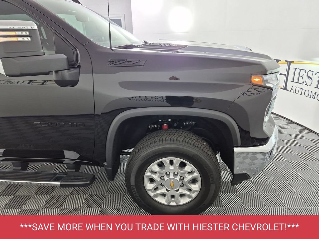 Certified 2025 Chevrolet Silverado 2500 LTZ w/ LTZ Convenience Package AWD/4WD image 9