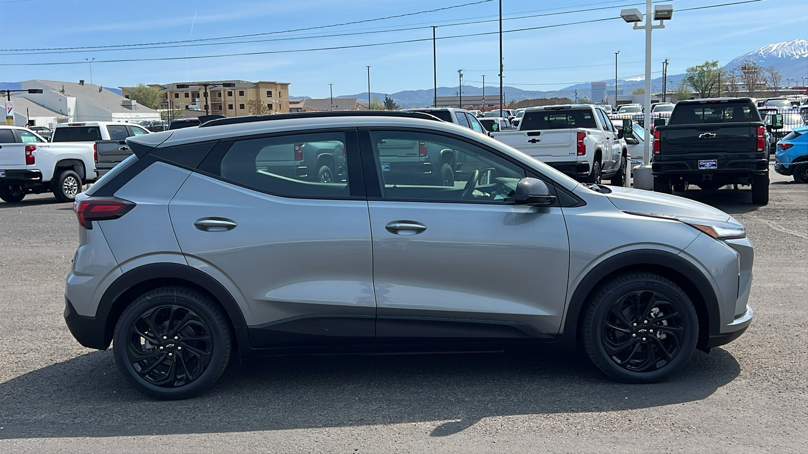 New 2027 Chevrolet Bolt RS w/ Technology Package FWD image 4