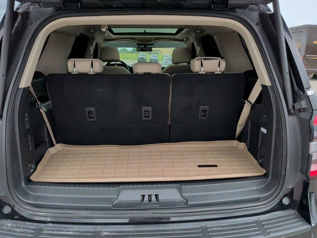 Used 2023 Ford Expedition Limited image 46