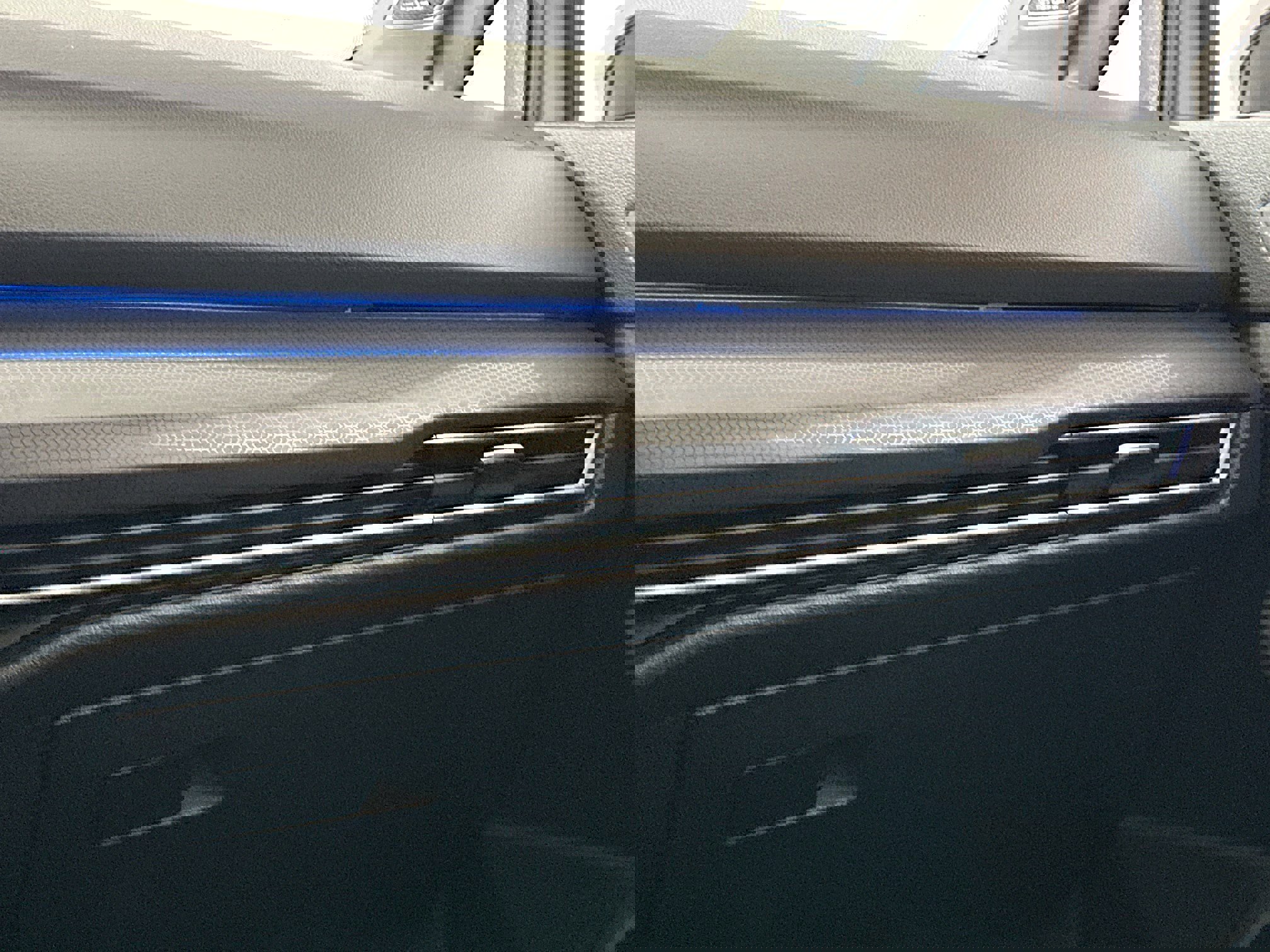 Used 2024 Volkswagen GTI SE w/ SE Leather Seats Package image 16