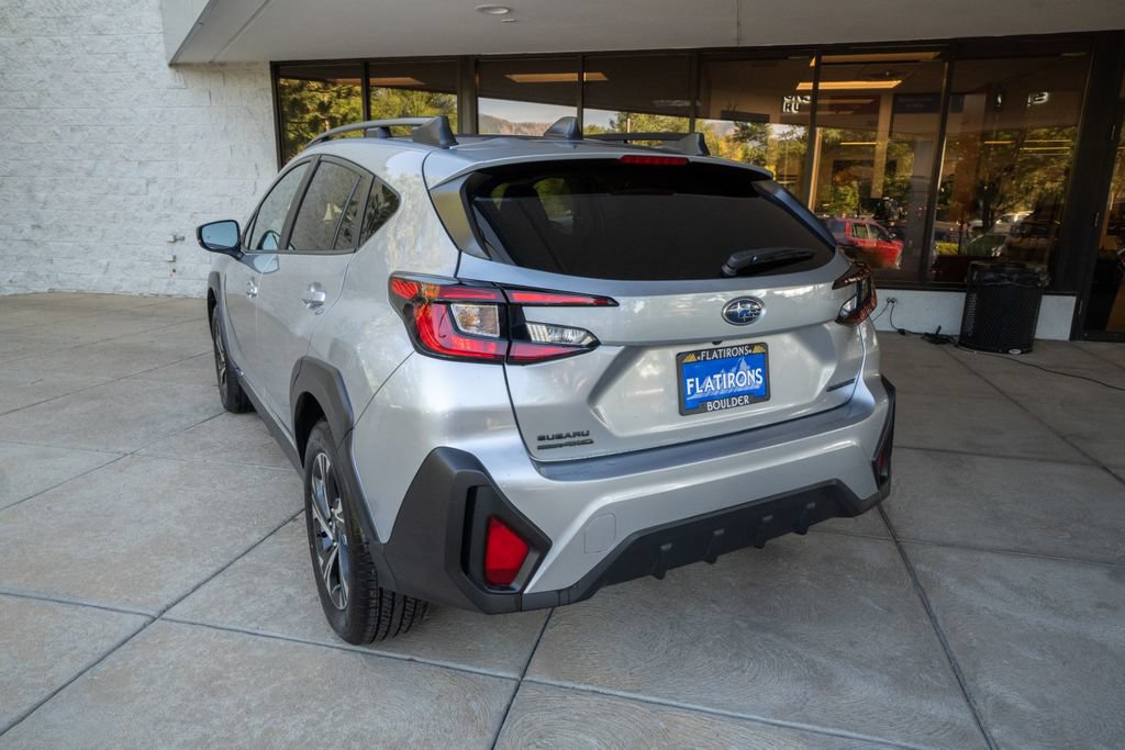 Used 2026 Subaru Crosstrek 2.5i Premium AWD/4WD image 5