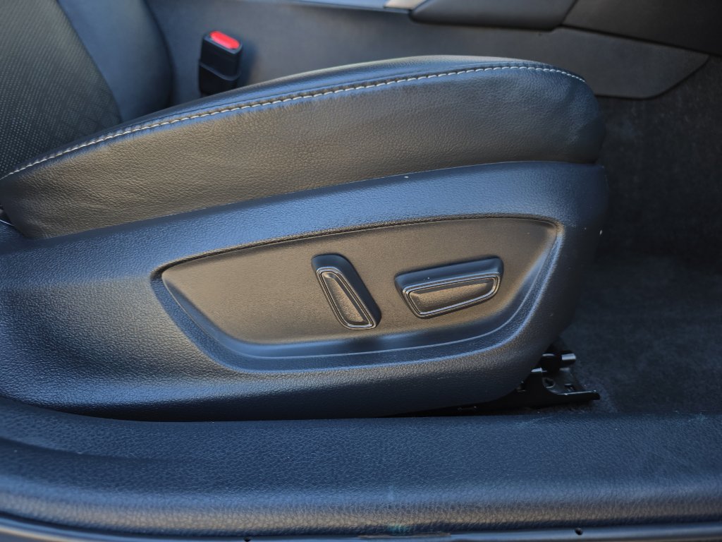 Used 2023 Toyota Camry XSE image 27
