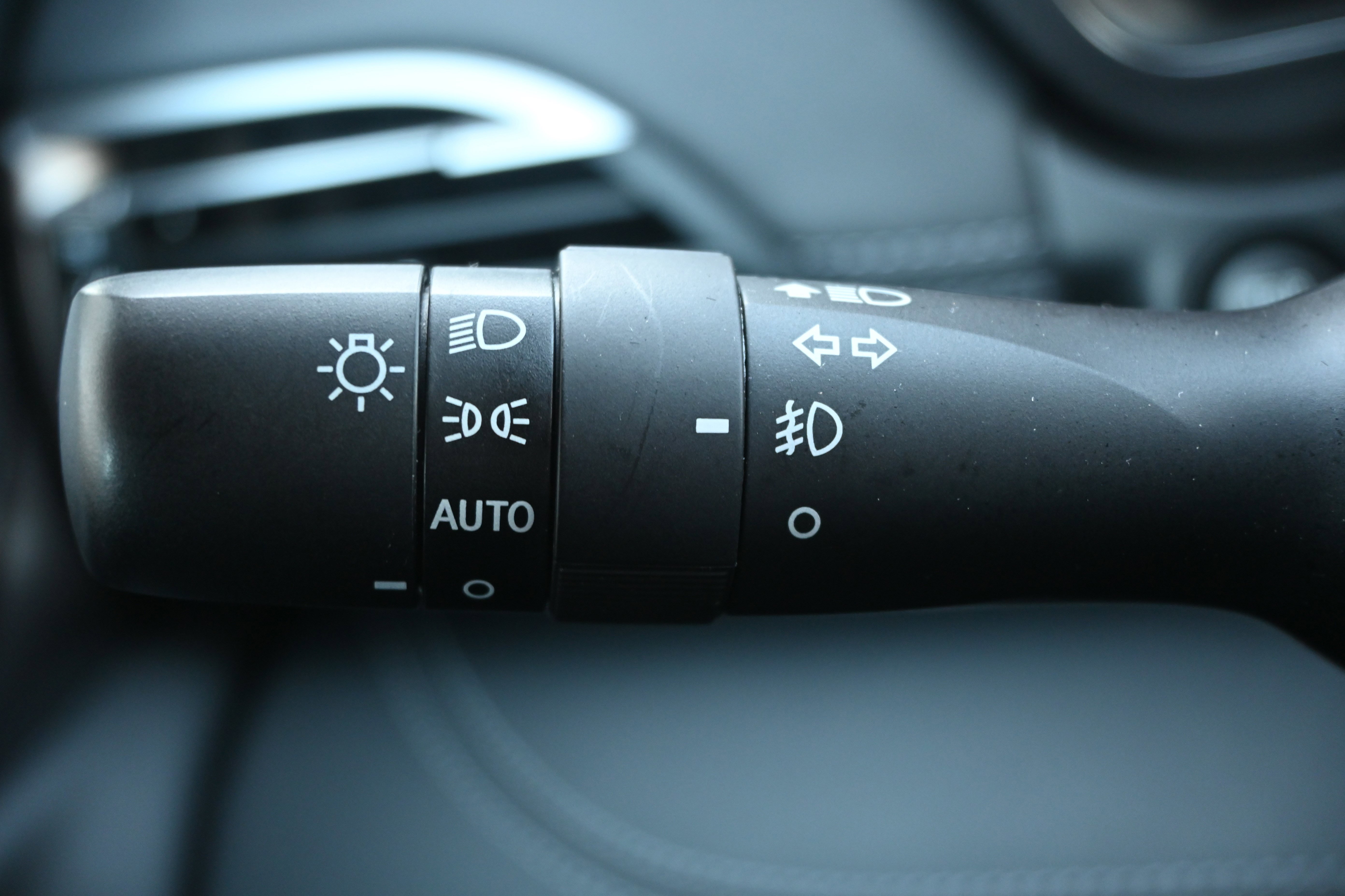 Certified 2025 Subaru Outback Touring image 29