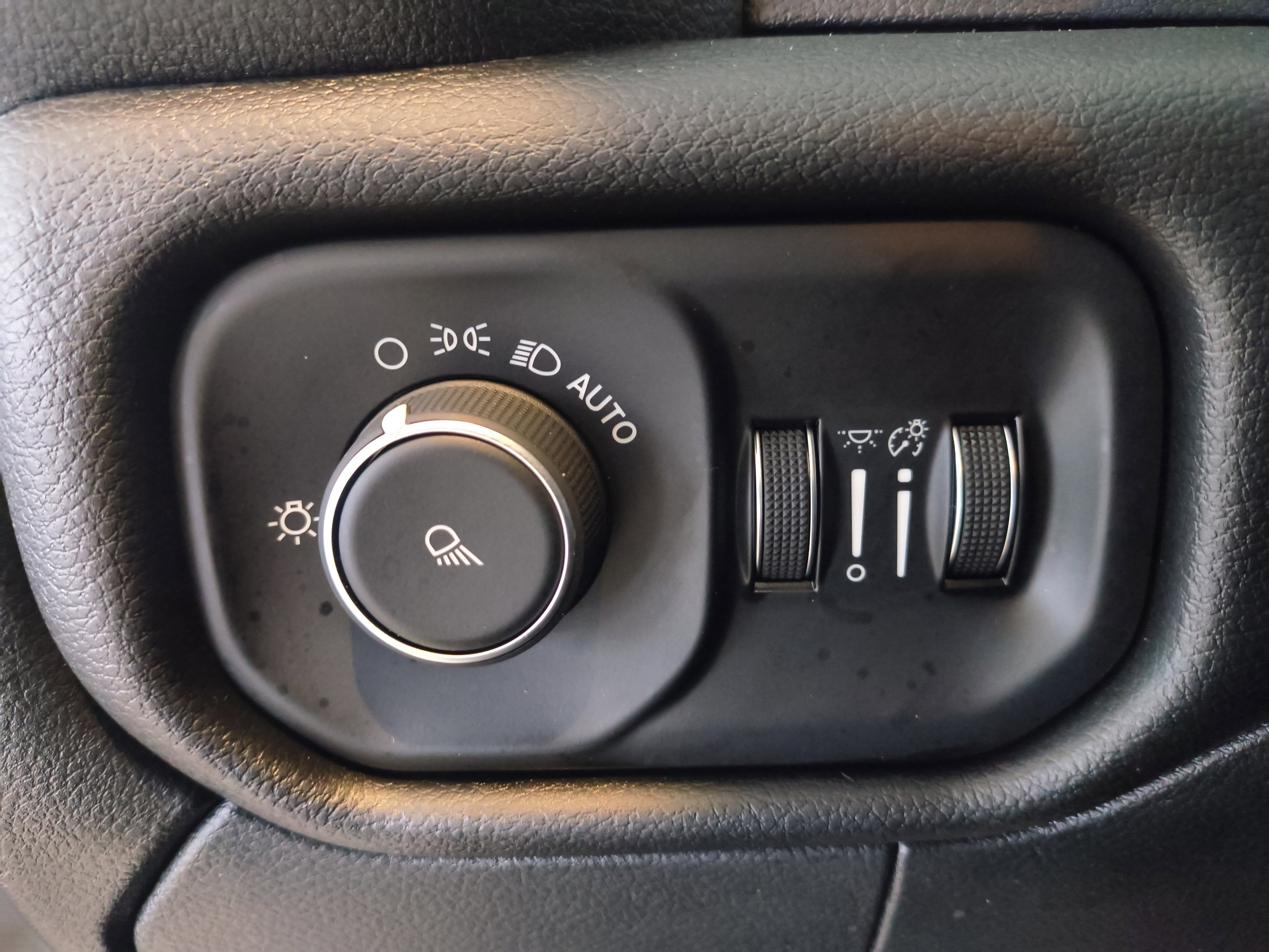 Used 2020 RAM 2500 Tradesman image 13