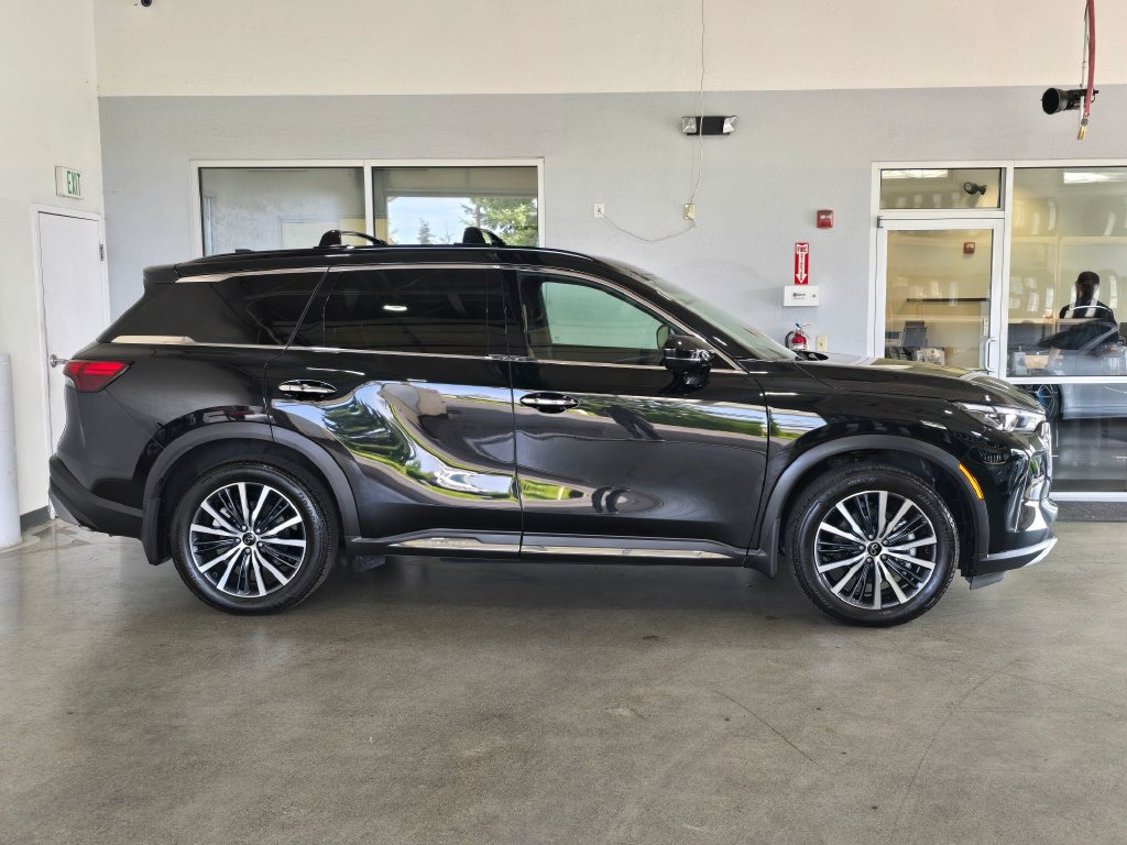 Certified 2025 INFINITI QX60 Autograph w/ Cargo Package AWD/4WD image 4