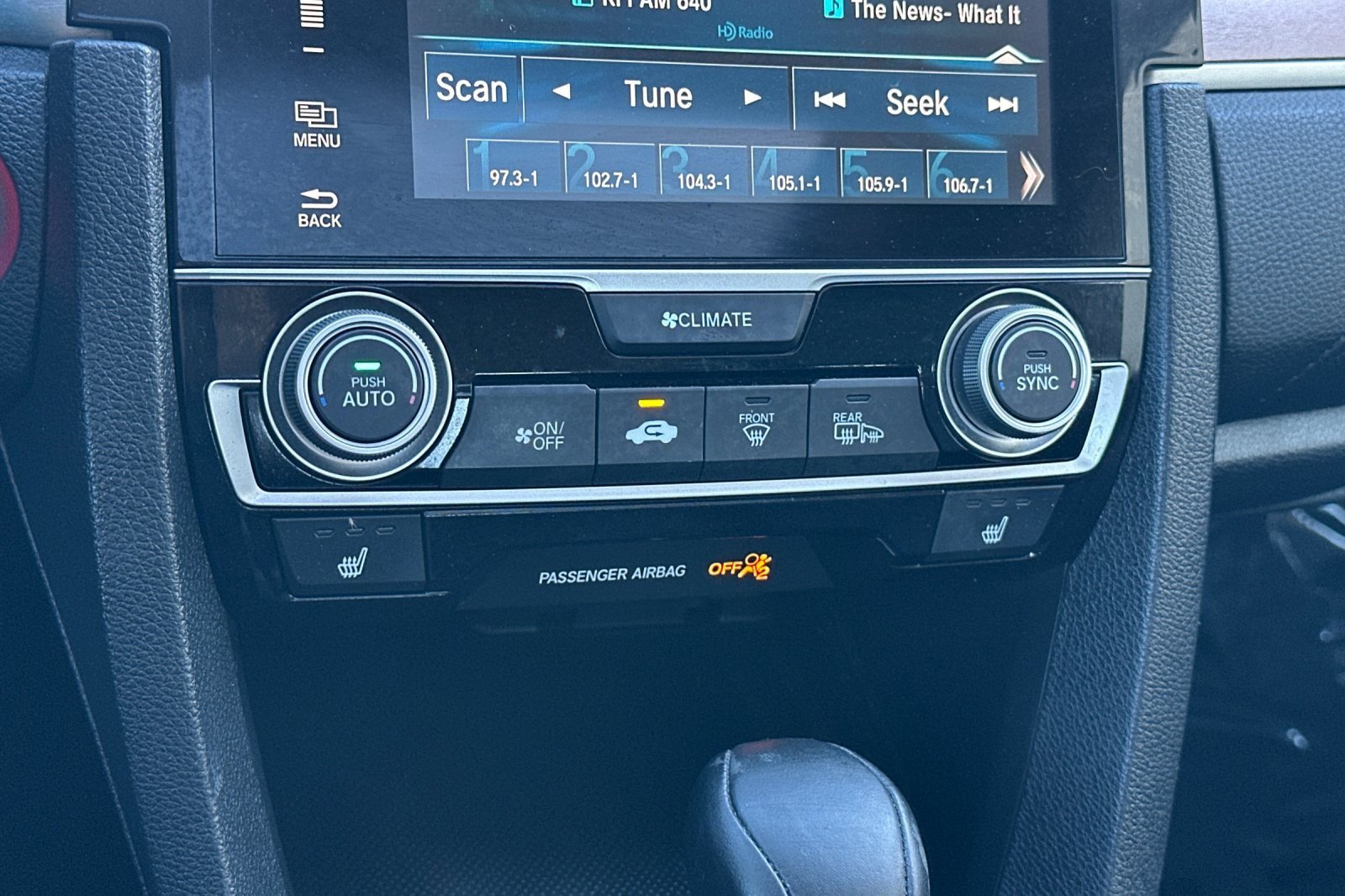 Used 2017 Honda Civic EX-L image 18