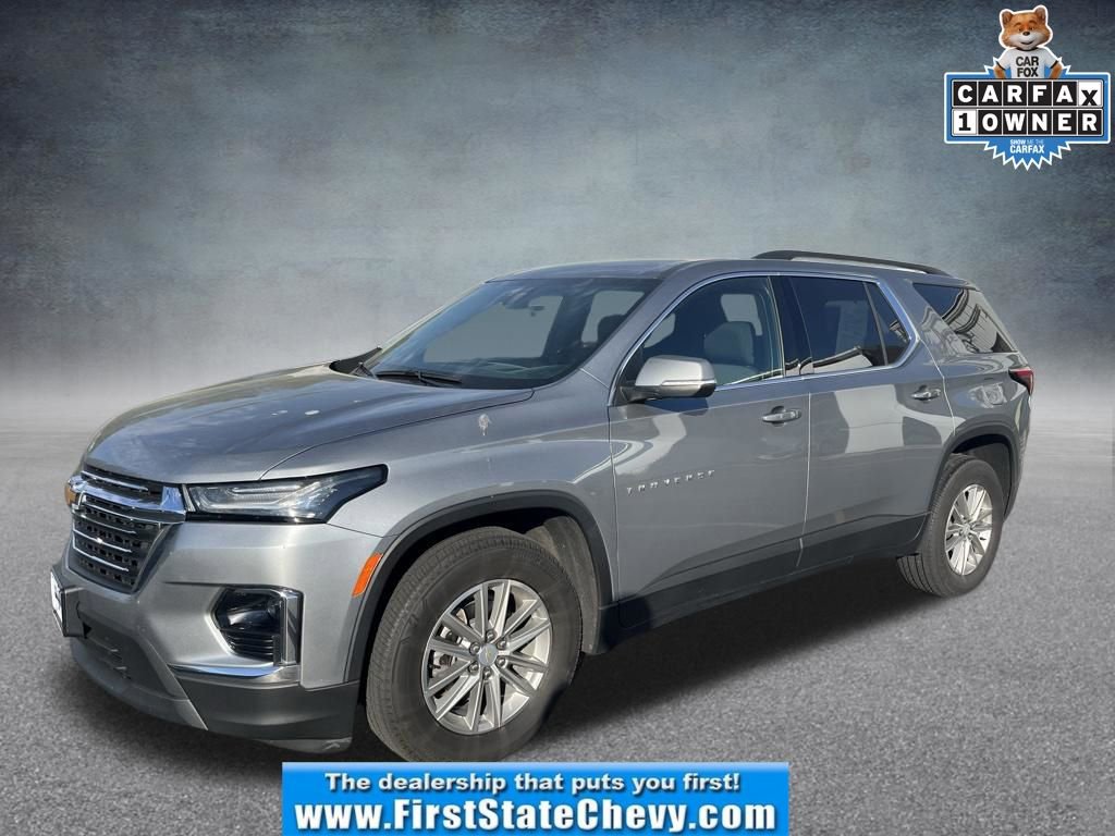 Used 2023 Chevrolet Traverse LT w/ Rear Camera Mirror Package