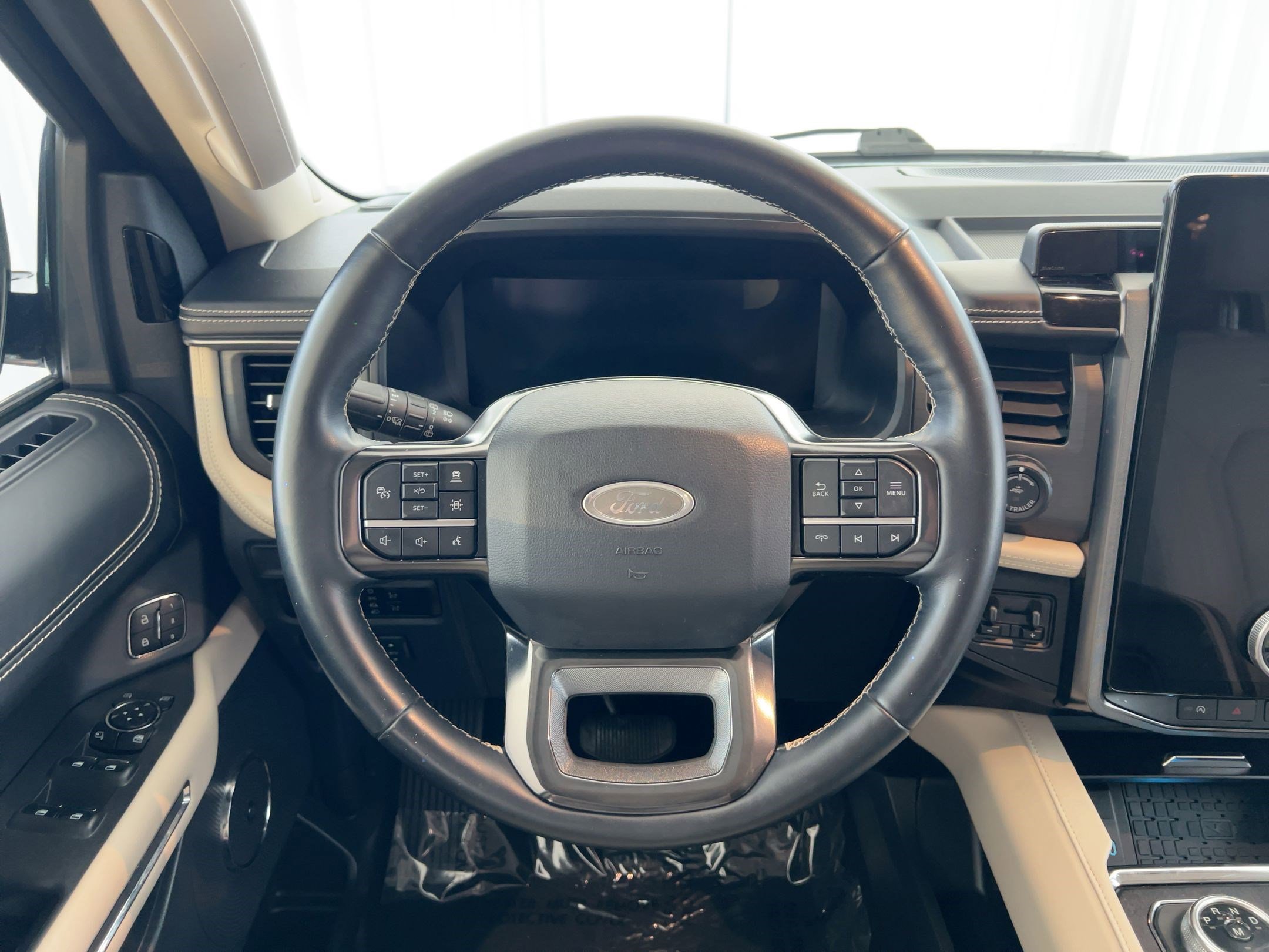 Used 2024 Ford Expedition Max Platinum image 24