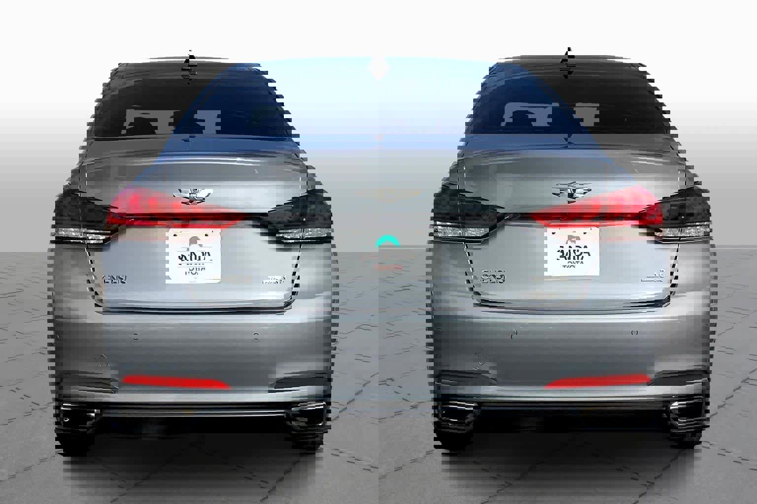 Used 2015 Hyundai Genesis 3.8 w/ Option Group 04 image 4