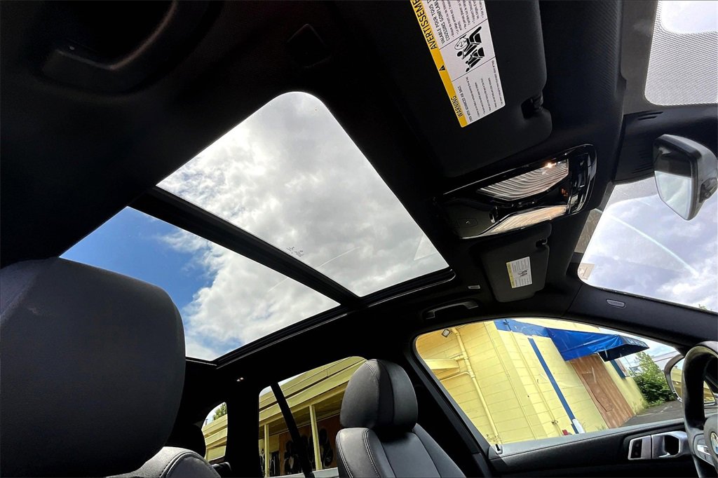 Used 2019 BMW X5 xDrive40i w/ Convenience Package image 14