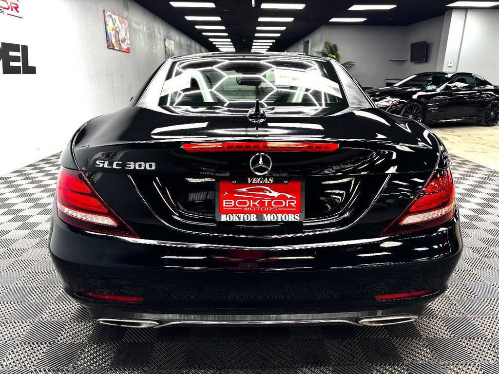 Used 2019 Mercedes-Benz SLC 300 w/ Premium Package image 20