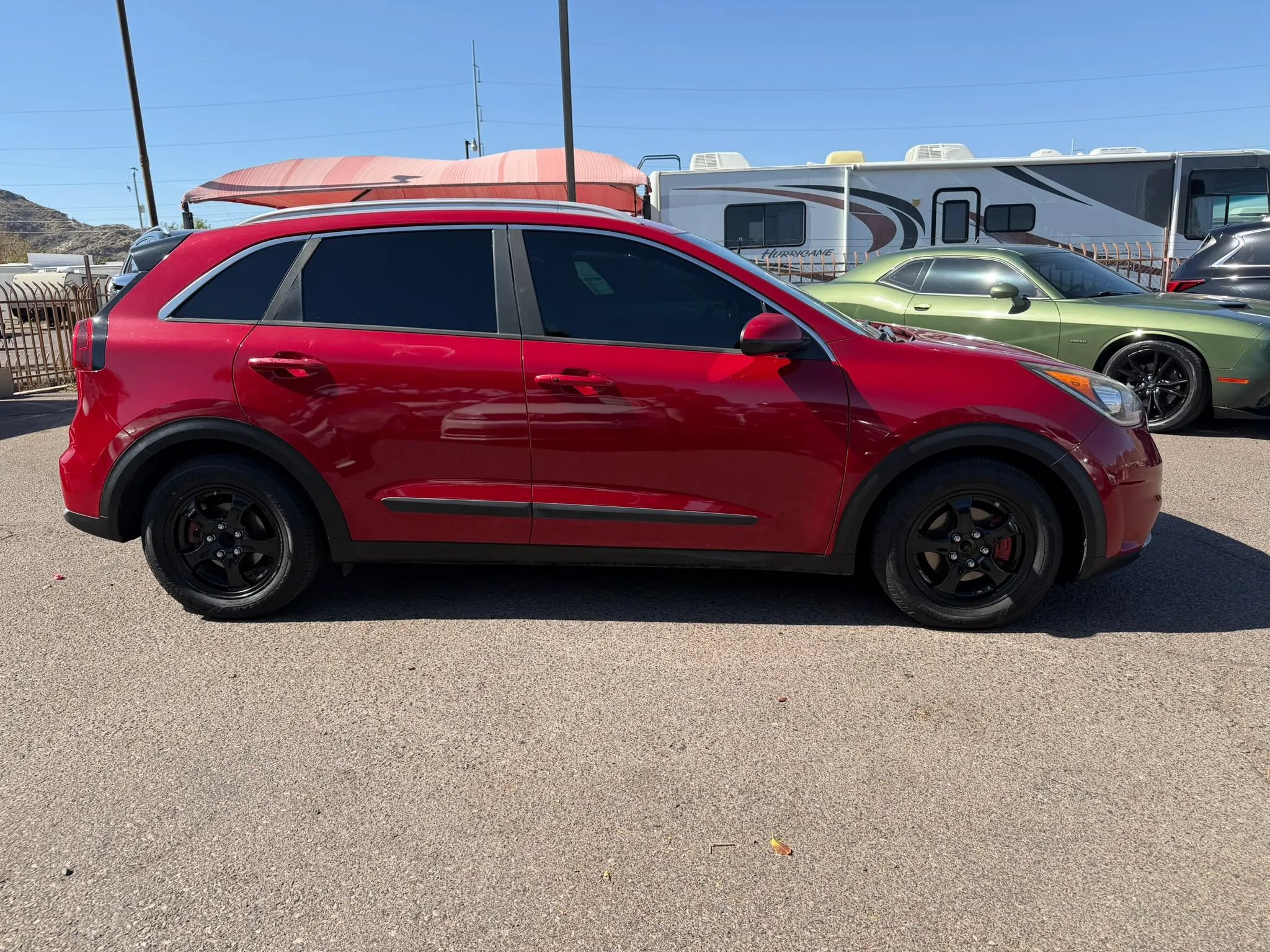 Used 2017 Kia Niro LX FWD image 4