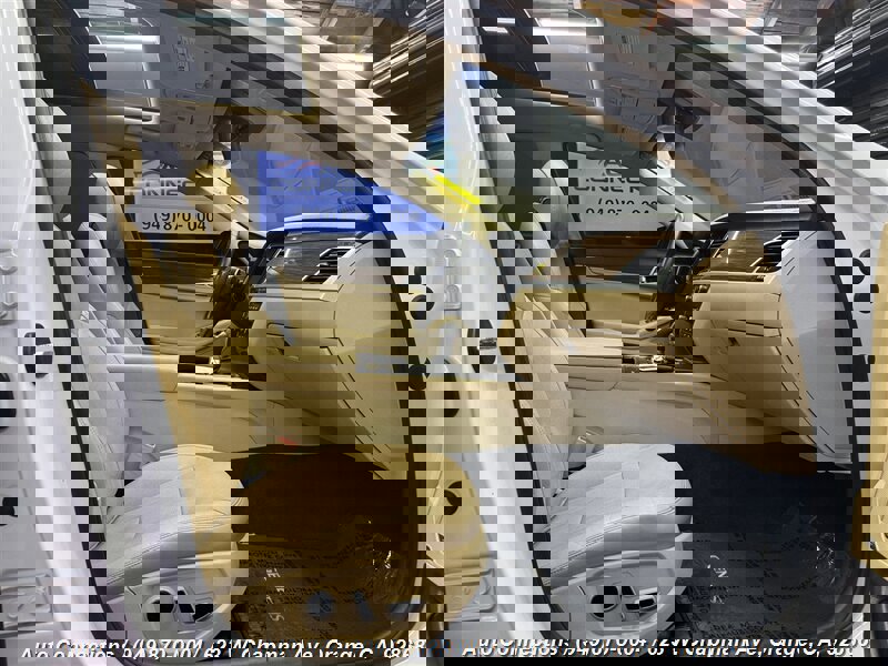 Used 2015 Hyundai Genesis 3.8 w/ Option Group 02 image 7