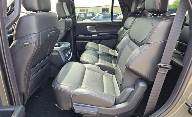 Used 2025 Ford Expedition Tremor AWD/4WD image 15