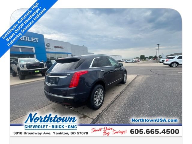 Used 2018 Cadillac XT5 Luxury w/ Driver Awareness Package AWD/4WD image 9