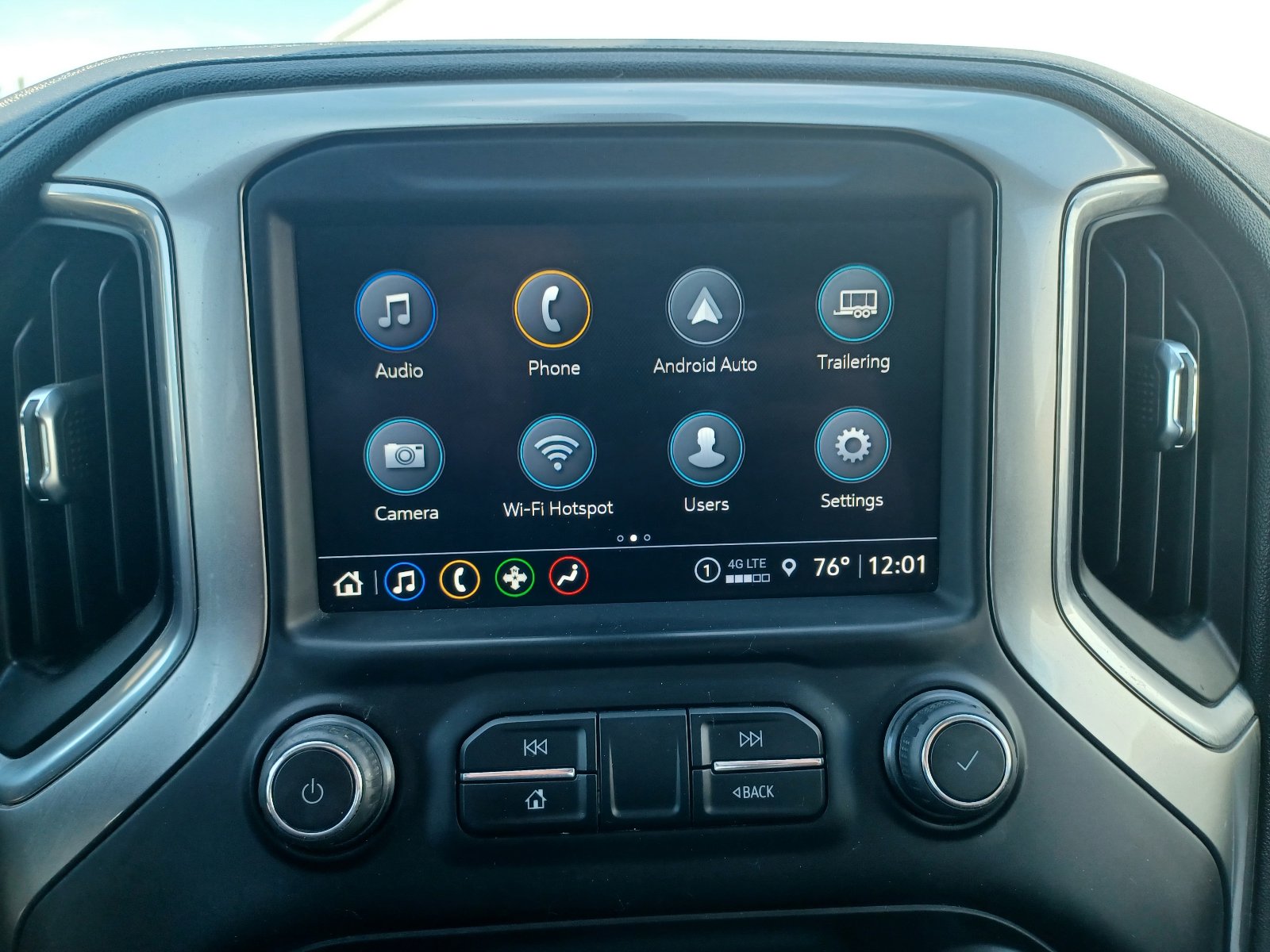 Used 2021 Chevrolet Silverado 1500 LT w/ Convenience Package II AWD/4WD image 21