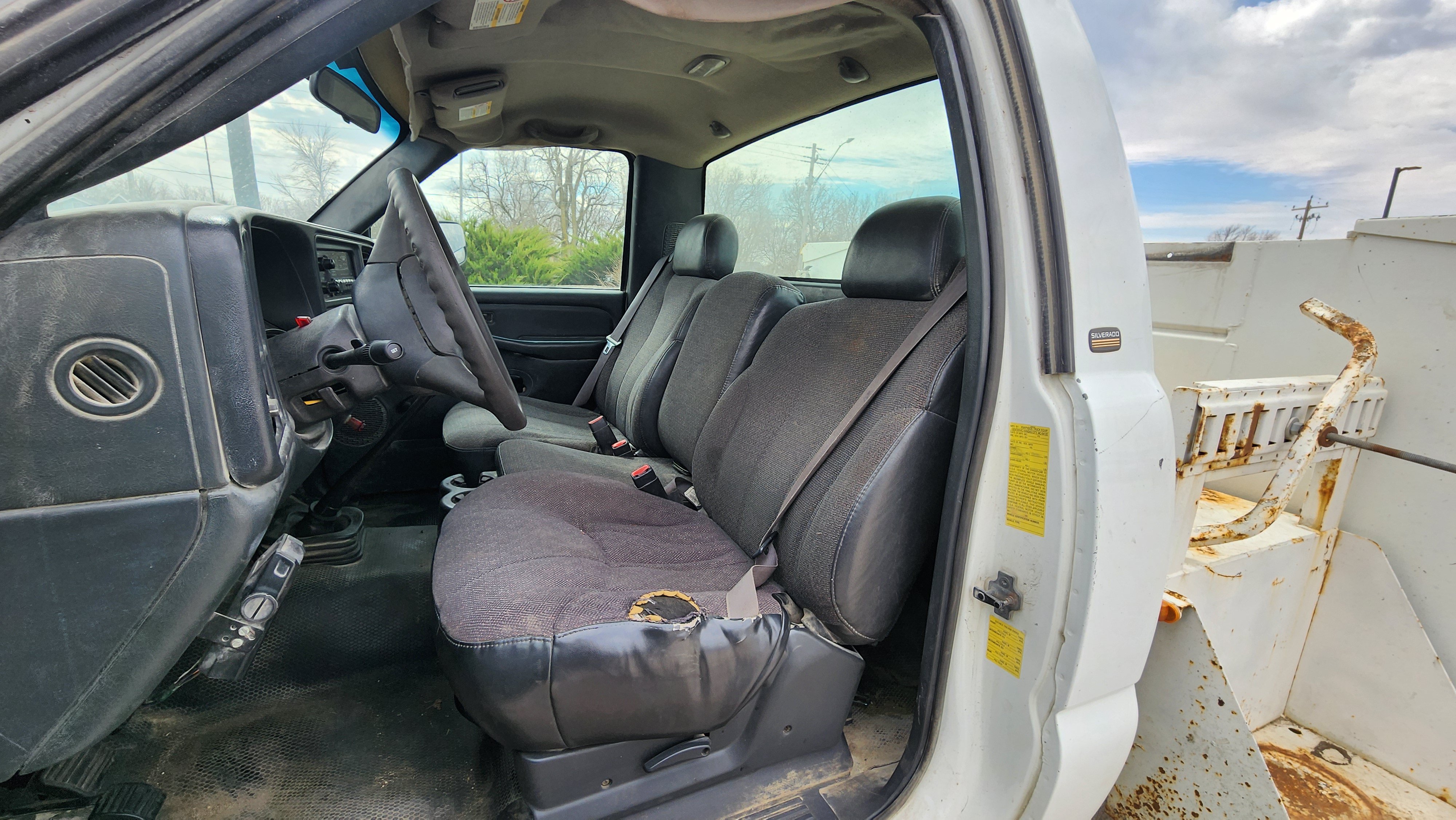 Used 2002 Chevrolet Silverado 3500 2WD Regular Cab image 9