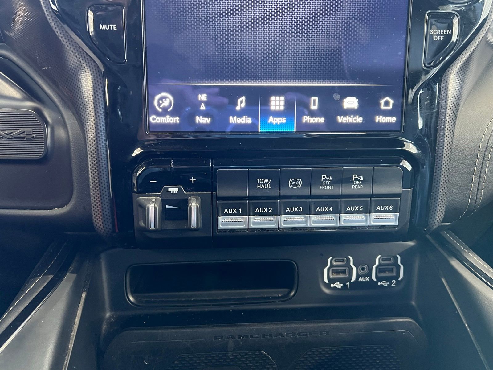 Used 2022 RAM 2500 Limited image 16