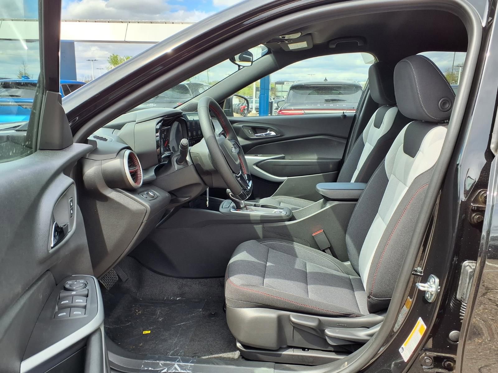 New 2026 Chevrolet Trax RS w/ Driver Confidence Package FWD image 14