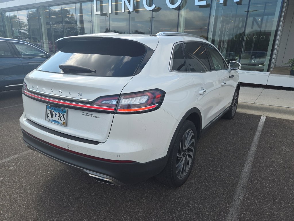 Certified 2020 Lincoln Nautilus Reserve AWD/4WD image 5