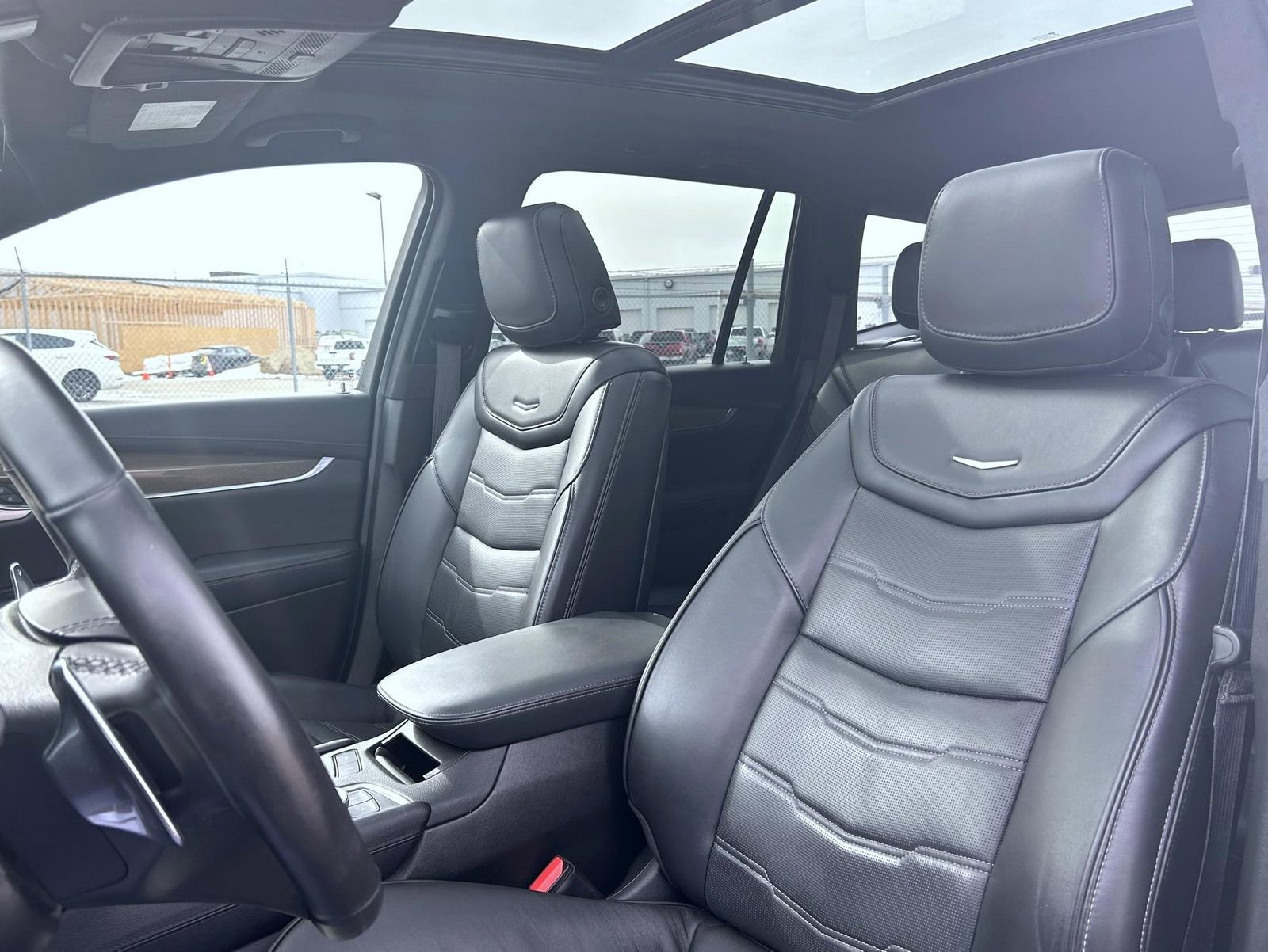 Used 2022 Cadillac XT6 Sport w/ Platinum Package AWD/4WD image 17