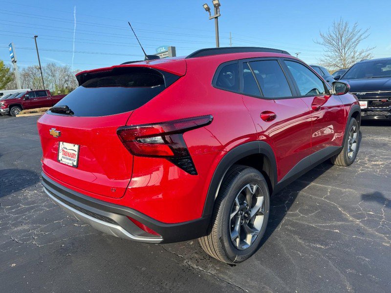 New 2026 Chevrolet Trax LT image 3