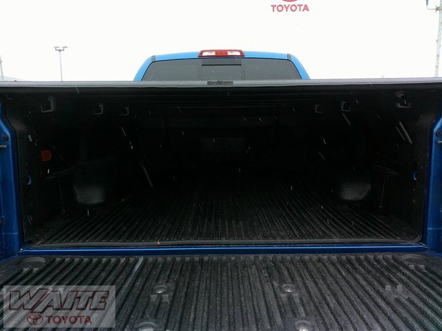 Used 2016 Toyota Tundra SR5 image 4